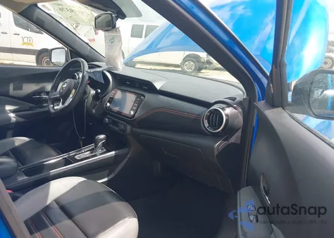 2021 Nissan Kicks Sr Xtronic Cvt z USA, uszkodzony, nr VIN 3N1CP5DV1ML559600